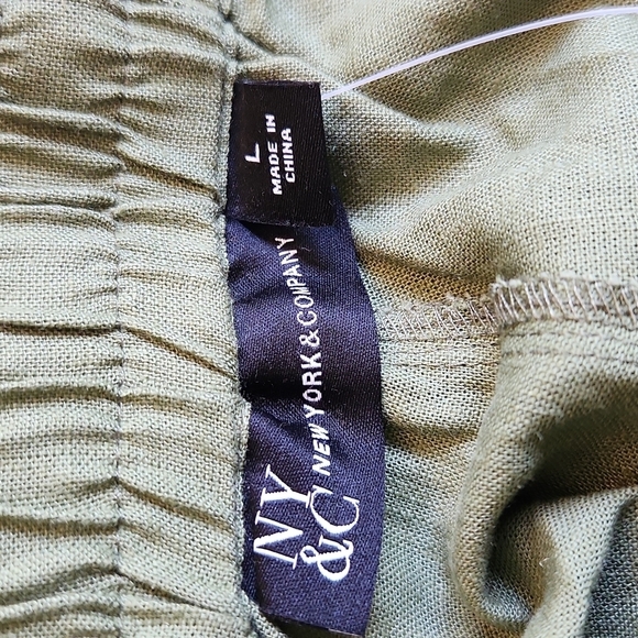 New York & Company Olive Wide Leg Side-Slit Pants - Picture 11 of 12